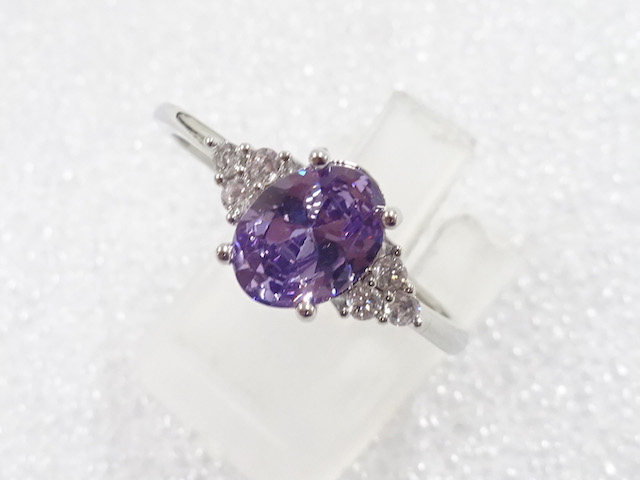 JAPANESE KIMONO / ANTIQUE COLORED STONE RING (SIZE 17.5)